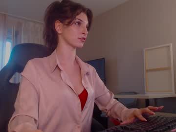 webcam girl two_trunkx live cam image #9737931