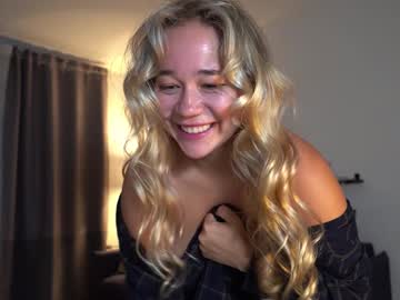 webcam girl kristyspiritedaway live cam image #10290736