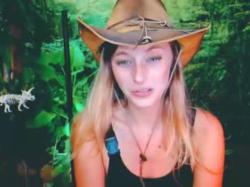 webcam girl yoursecretgirlfriend11 live cam image #3002320