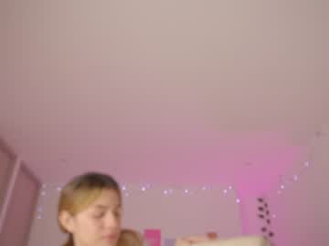 webcam girl mila_1 live cam image #9118352