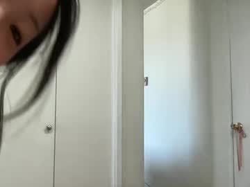 webcam girl gigiluvss live cam image #10206503