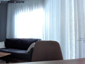 webcam girl victorias_world live cam image #3131193