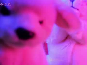 webcam girl taanni_bc live cam image #10936316