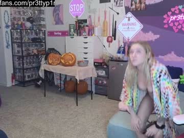 webcam girl pr3ttyp1nkpussy live cam image #10807913