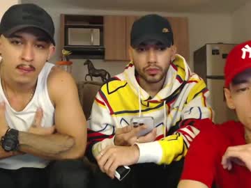 webcam man fratguysonline live cam image #7597270