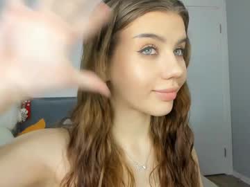 webcam girl jenie_fire live cam image #12072506
