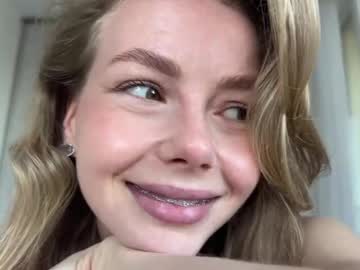 webcam girl elli_harmon live cam image #9718830