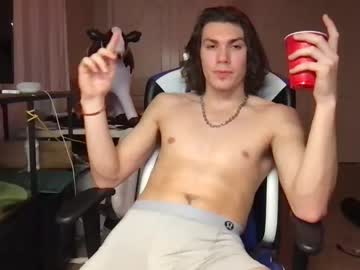 webcam man gavinstrokes live cam image #4812502