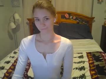 webcam girl katynowhere live cam image #11662877