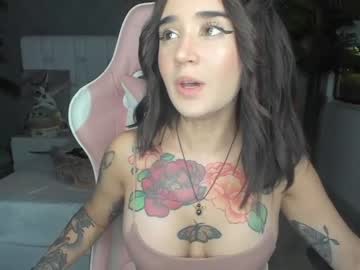 webcam girl sugar_troubl3 live cam image #2772005