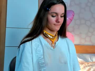 webcam girl lorettadunnell live cam image #11920417