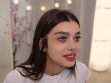 webcam girl karina_amiri live cam image #10248789