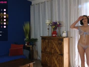webcam girl kitty_mya69 live cam image #5974470