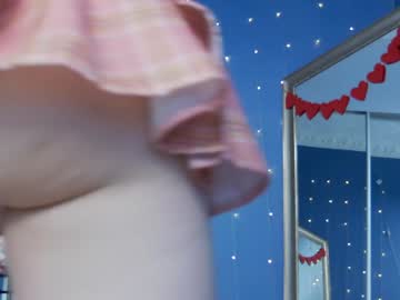 webcam girl kriskras__ live cam image #10829768
