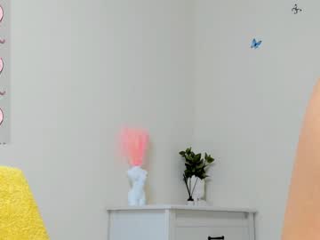 webcam girl molly__meow live cam image #9059985