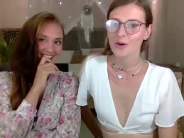 webcam couple goddess_marylin live cam image #7741353