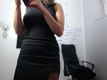 webcam girl yourcrazyneightbor live cam image #4077549