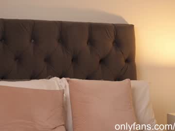 webcam girl naughtysammx live cam image #9521965