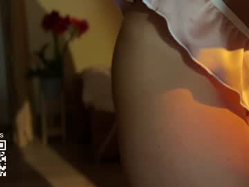 webcam girl helensheaven live cam image #11759194