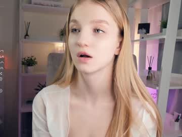 webcam girl _magic_smile_ live cam image #12371047