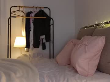 webcam girl kriss0leoo live cam image #11613171