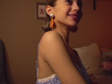 webcam girl cuteelsa_ live cam image #7895976