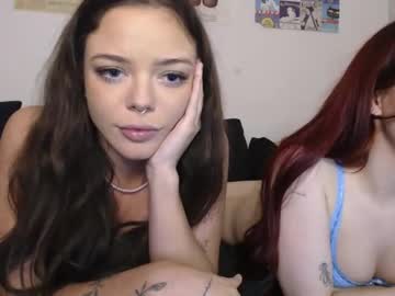 webcam couple maddieandcarlie live cam image #10472245