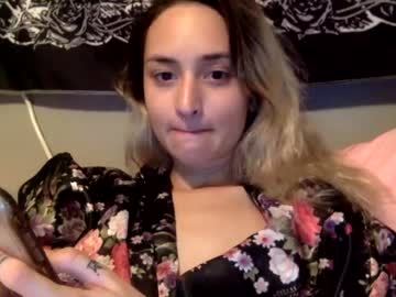 webcam girl distantstrangers live cam image #275775