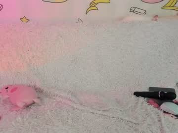 webcam girl yumi_uwu live cam image #3096764
