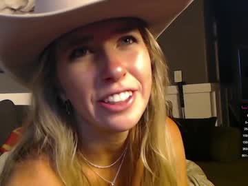 webcam girl lucy_gooosey live cam image #6182283