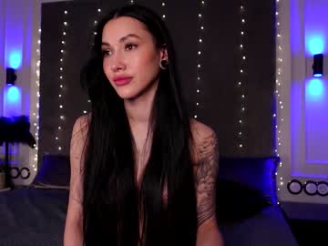 webcam girl miladenver live cam image #7360567