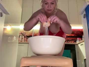 webcam girl kiradivine live cam image #8367654