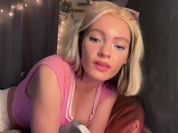 webcam girl savanaluv live cam image #12480339
