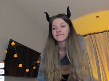 webcam girl coyness_geneva live cam image #7487570