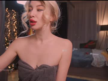 webcam girl bronnica live cam image #8062583