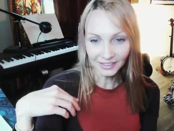 webcam girl kaileeshy live cam image #808152