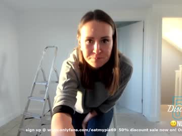 webcam girl eatmypie69 live cam image #775383