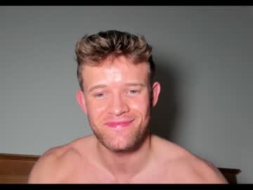 webcam man x_sandycheeks live cam image #9460116