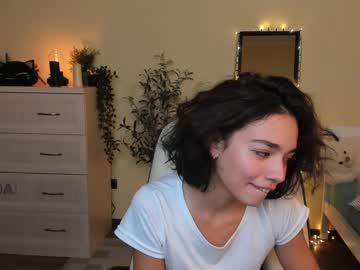 webcam girl ella_flar_ live cam image #3811568