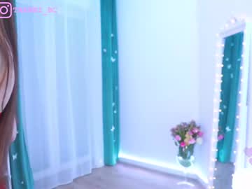 webcam girl taanni_bc live cam image #5285139