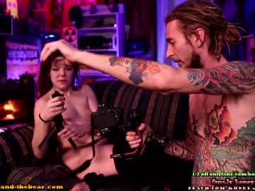 webcam couple honeyand_thebear live cam image #1424002