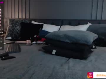 webcam girl charlotte_germanotta_ live cam image #4241688