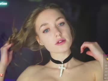 webcam girl _taylor_swift live cam image #5493363