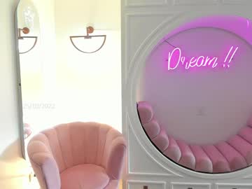 webcam girl ashlyeroberts1 live cam image #4002565