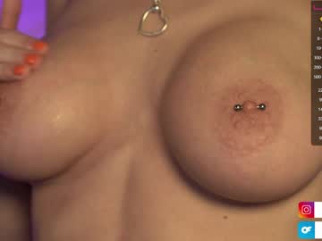 webcam girl little_dutch live cam image #5048436