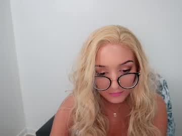webcam girl siennaissubmissive live cam image #6915822
