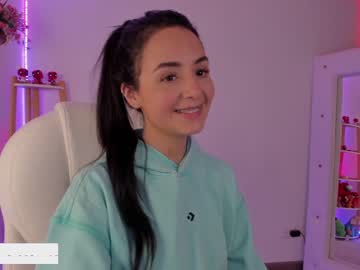 webcam girl annie_dreams live cam image #2665749