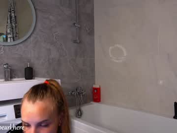 webcam girl kalisa_pearl live cam image #2872837