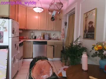 webcam girl neon_felix live cam image #5627831