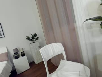 webcam girl ehotlovea live cam image #10602102